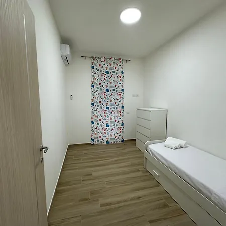 Casa Domily - Ristrutturati Ed Accessoriati A Due Passi Dal Mare Apartmán *